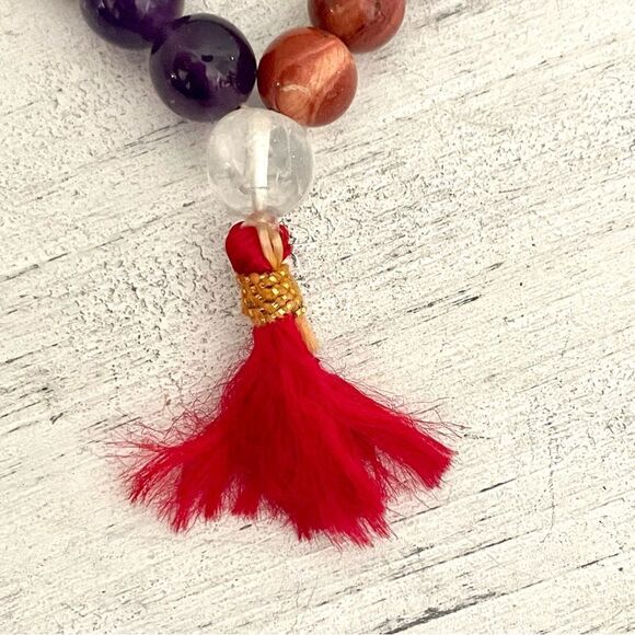 Chakra natural stones bracelet with red tassel - Picture 4 of 7